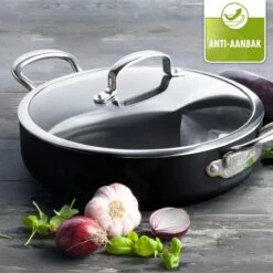 GreenPan Barcelona Infinity Pro Hapjespan Met Deksel 30cm - Zwart - Inductie - PFAS-vrij 17 GreenPan Barcelona Infinity Pro Hapjespan Met Deksel 30cm - Zwart - Inductie - PFAS-vrij -Keukengerei Winkel 1200x1200 396