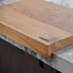 COOKX - Eiken Snijblok Met Antislip Rand - Snijplank Hout - Breed Model -Keukengerei Winkel 1200x1200 646