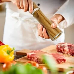 UNBOX Peper En Zoutmolen Set - Pepermolen - Zoutmolen - BBQ Accesoires - Acacia Hout - RVS -Keukengerei Winkel 1200x1200 726