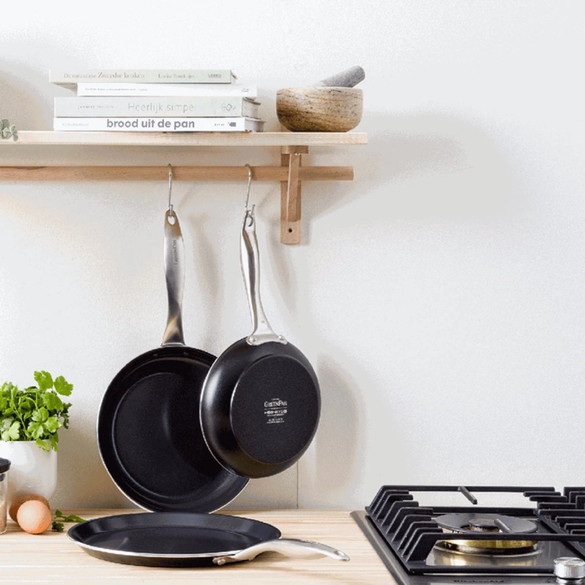 GreenPan Koekenpan - Royal Black - ø 28 Cm - Keramische Anti-aanbaklaag 5 GreenPan Koekenpan - Royal Black - ø 28 Cm - Keramische Anti-aanbaklaag - Afbeelding 5