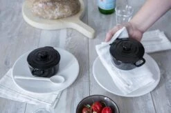 BK Bourgogne Cocotte Ø 10 Cm - 2 Stuks - Zwart - Oven -Keukengerei Winkel 1200x799 35