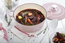 BK Bourgogne Braadpan Ø 24 Cm - Roze - Gietijzer - Inductie -Keukengerei Winkel 1200x800 92