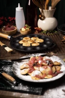 Blackwell Poffertjespan - Met Houten Steel - Gietijzer - ø 24 Cm 7 Blackwell Poffertjespan - Met Houten Steel - Gietijzer - ø 24 Cm -Keukengerei Winkel 799x1200 7